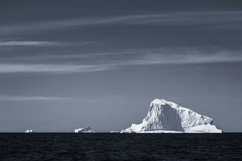 silaaqbn ('floating mountain') - The Greenland Collection