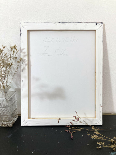 Petals on the Wind - verso
