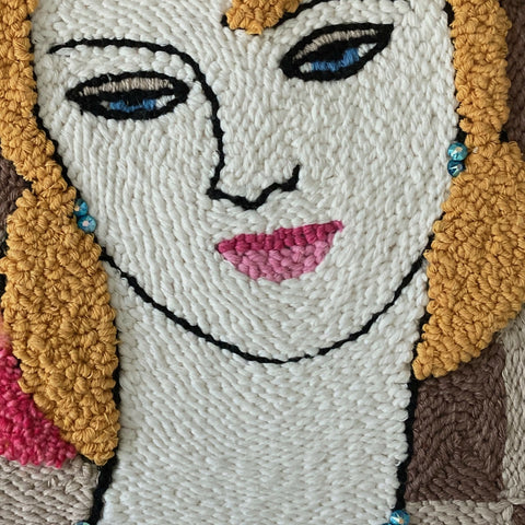 MariaRogers-Sapphire-tufted-30x30cm-closeup.jpeg