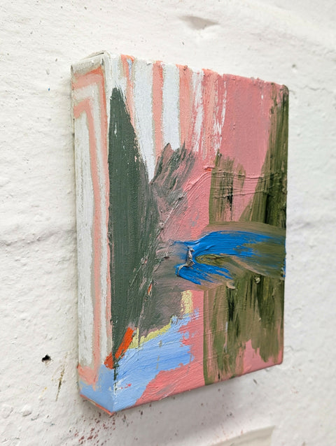 BABES, I'M AT THE BEACH