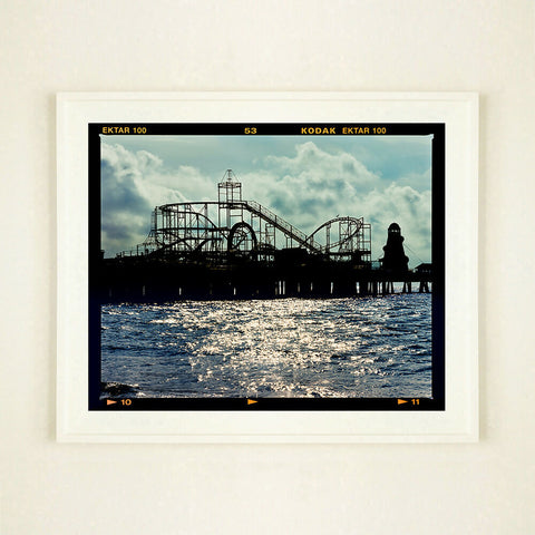 Pleasure Pier 970 White Frame