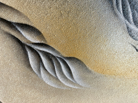 Currents between us